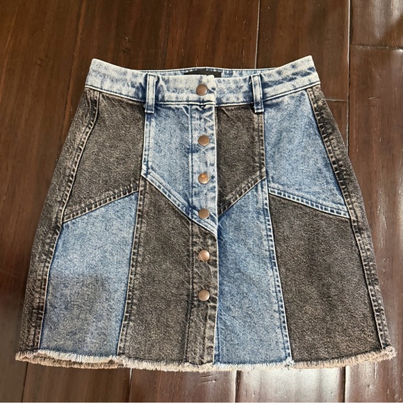 Rails The Oakwood Acid Patchwork high-waisted denim mini skirt 23 - Picture 2 of 5